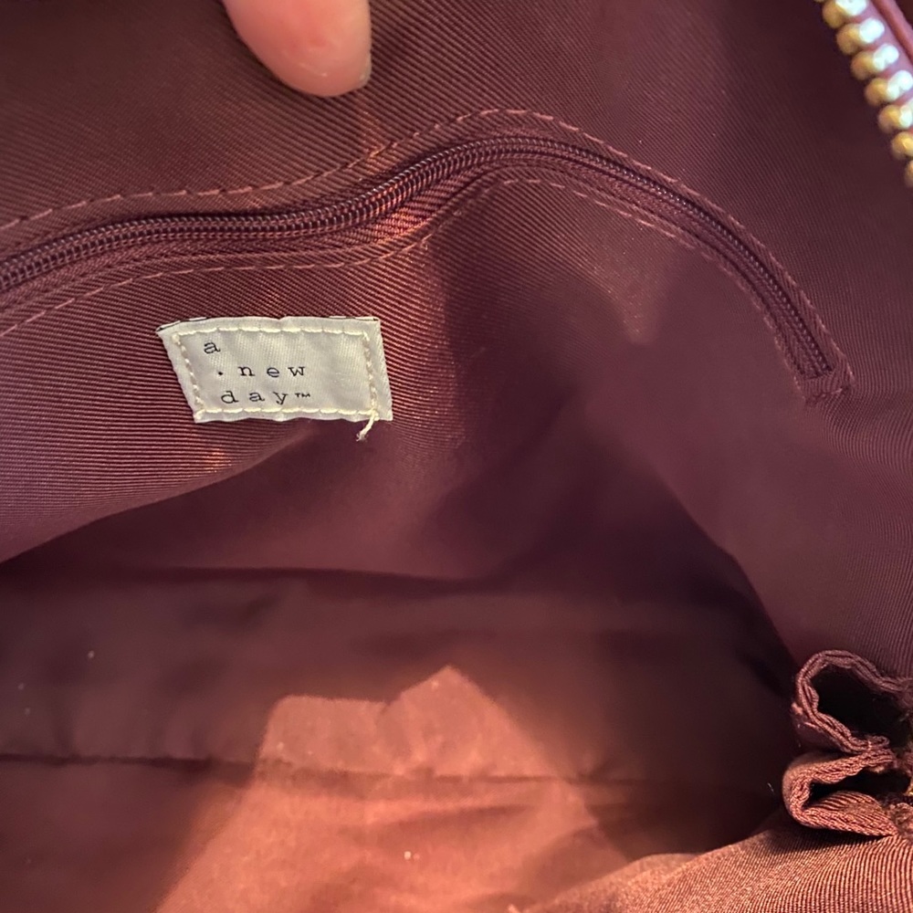 Purse - Picture 2 of 4